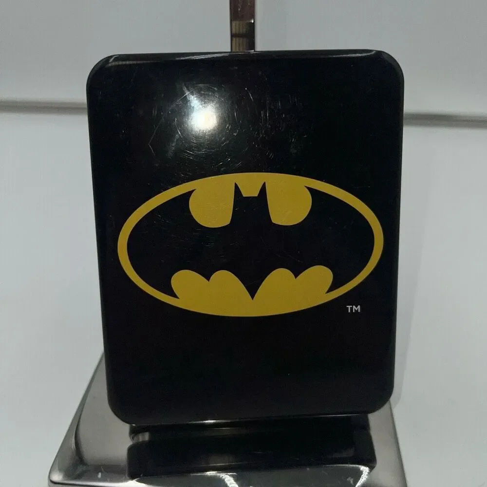 Batman in Collectible‎ Tin Wallet